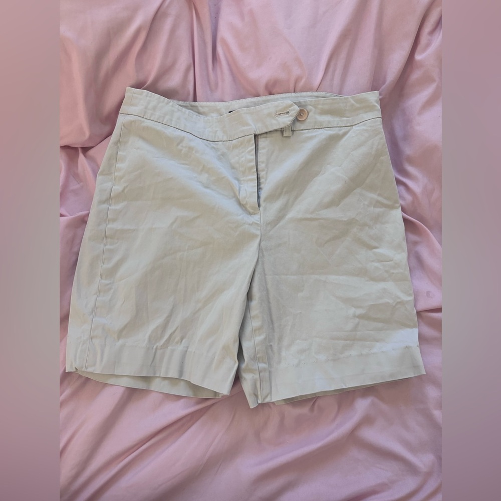 Women’s kneel length shorts